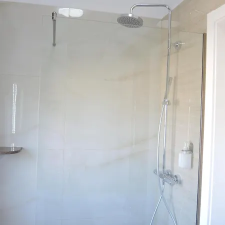 Safira Lejlighedshotel