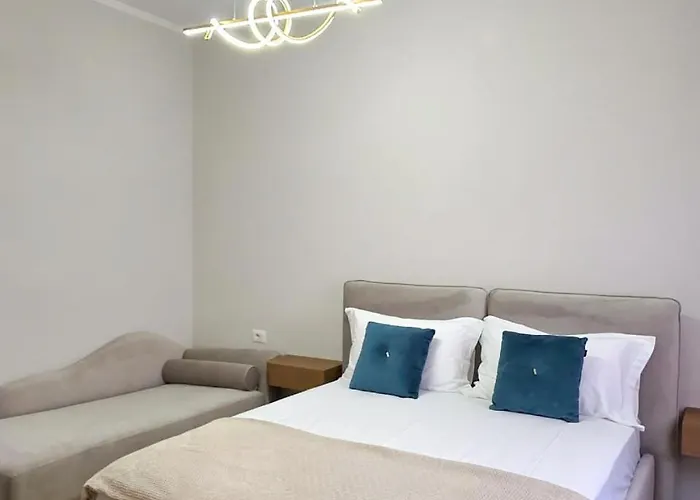 Safira Aparthotel Durrës
