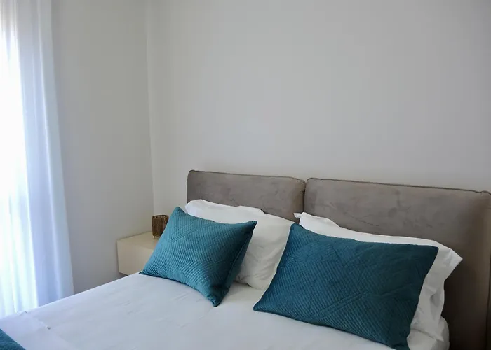 Safira Aparthotel Durrës